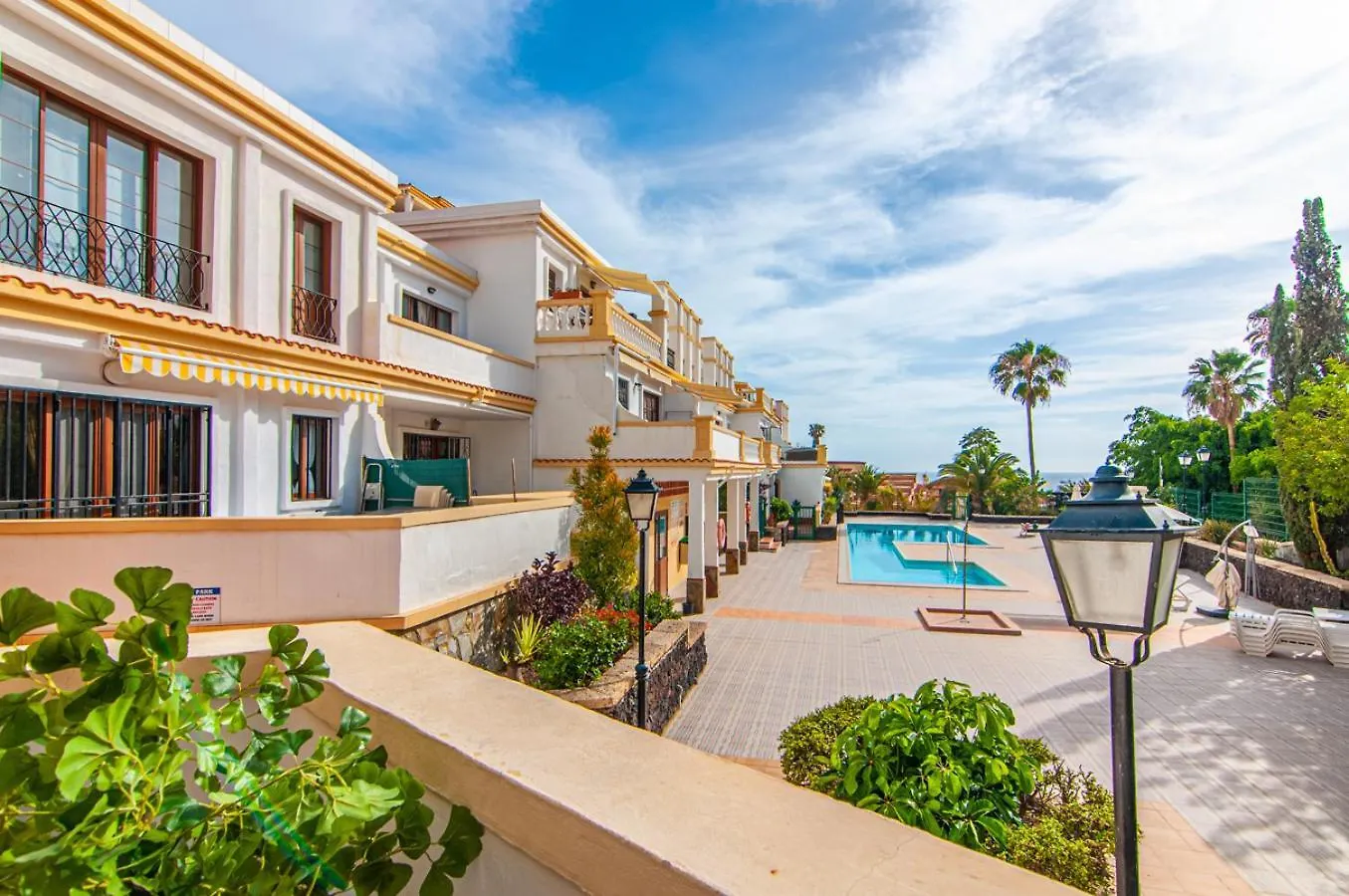 Apartament Seaescape With Ocean, King Size Bed, Wifi, Smart Tv, Free Parking 2 Pools Access Costa Adeje  0*, Costa Adeje (Tenerife)